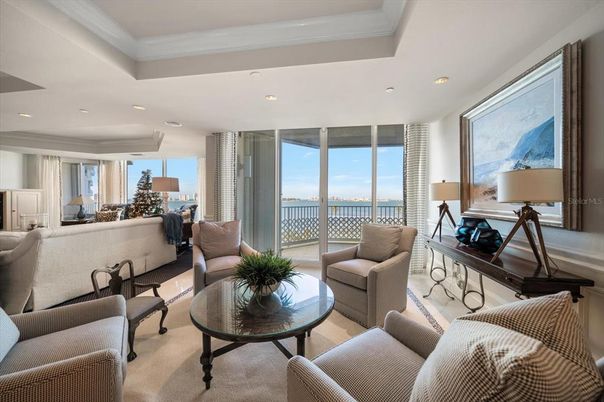 Interior, Living room, Recessed Lighting, Water