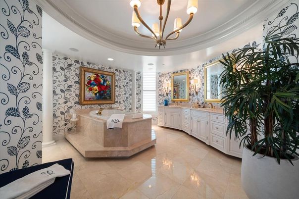 Bathroom, Chandelier, Dual Sink Vanities, Interior, Recessed Lighting