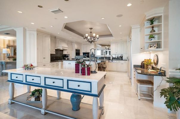 Chandelier, Interior, Kitchen, Recessed Lighting, Stainless Steel Appliances
