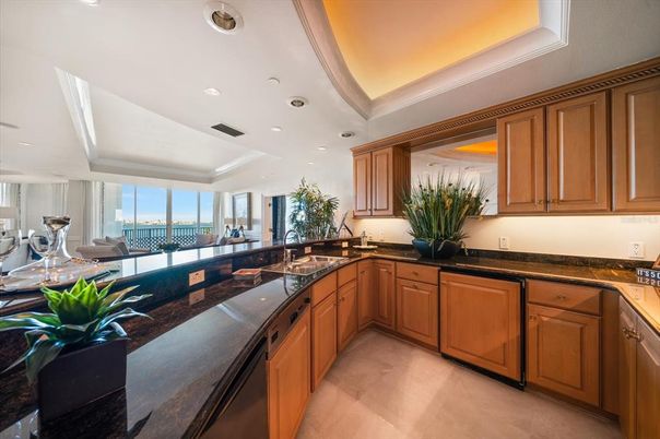 Interior, Kitchen, Recessed Lighting