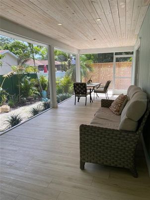 Dining room, Interior, Living room, Recessed Lighting, Sun Room, Wooden Ceilings, Wood Texture Flooring