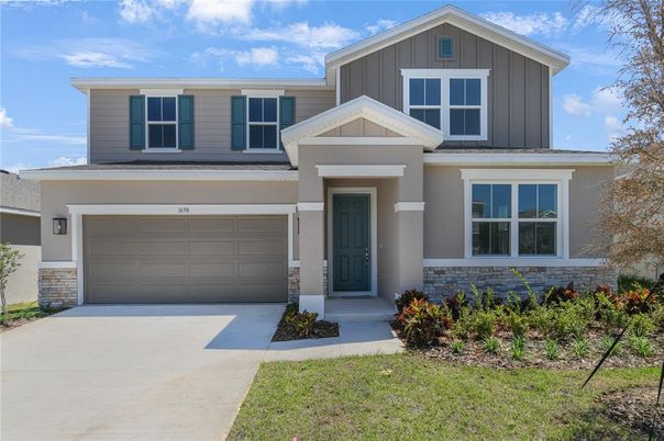 Attached, Exterior, Facade, American Craftsman