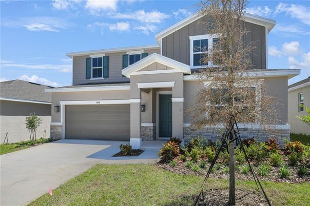 Attached, Exterior, Facade, American Craftsman