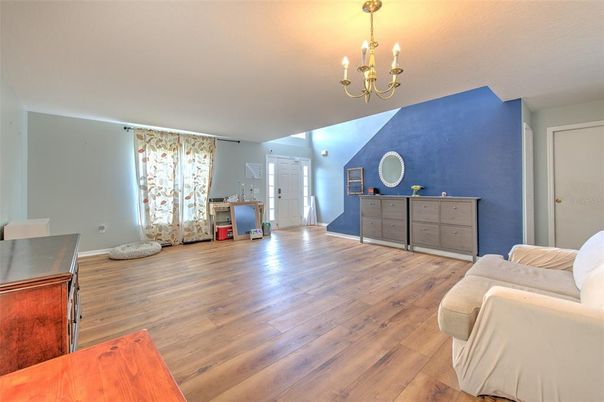 Chandelier, Interior, Wood Texture Flooring