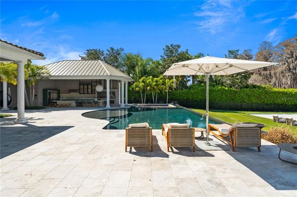 Exterior, Pool