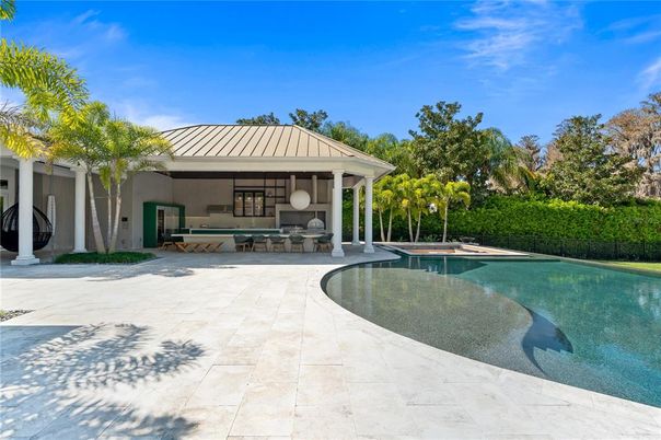 Exterior, Pool