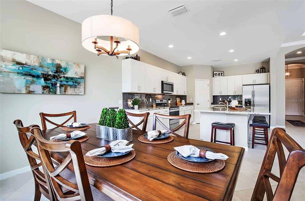 Dining room, Interior, Kitchen, Pendant Lights, Recessed Lighting, Stainless Steel Appliances