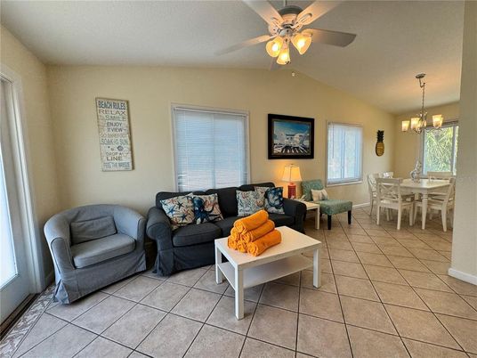 Chandelier, Dining room, Interior, Living room