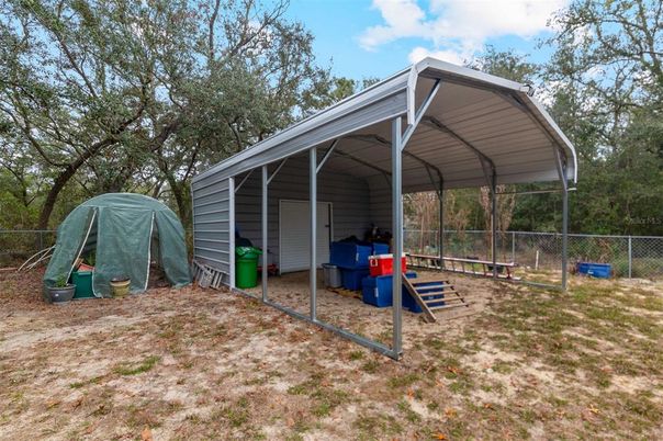 Backyard, Exterior