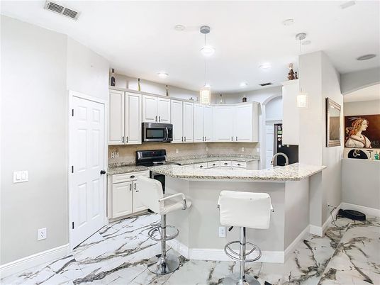 Interior, Kitchen, Marble, Pendant Lights, Recessed Lighting