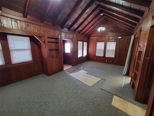 Empty room, Interior, Wooden Beams, Wooden Ceilings, Wooden Walls