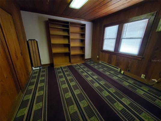 Empty room, Interior, Wooden Ceilings, Wooden Walls