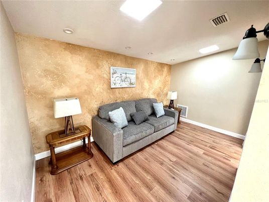Interior, Recessed Lighting, Wood Texture Flooring