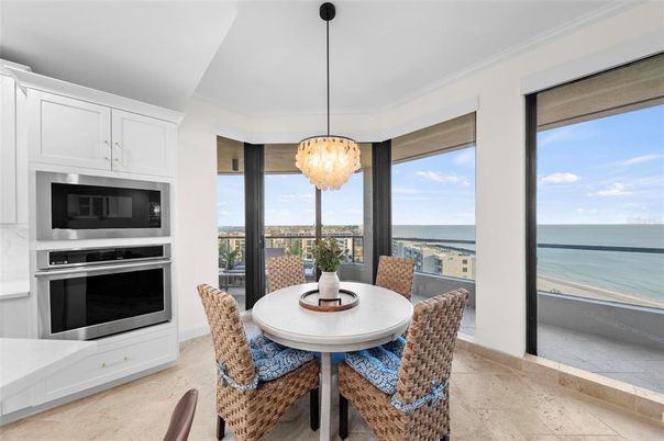 Dining room, Interior, Kitchen, Pendant Lights, Stainless Steel Appliances, Water
