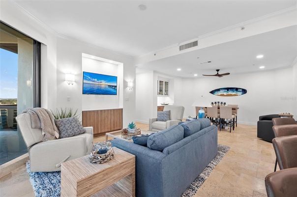 Dining room, Interior, Living room, Recessed Lighting