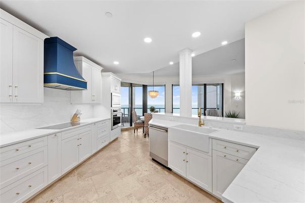 Interior, Kitchen, Pendant Lights, Recessed Lighting, Stainless Steel Appliances