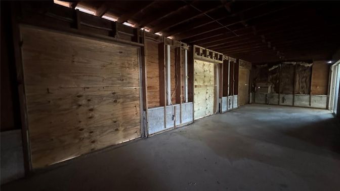 Interior, Wooden Beams, Wooden Walls