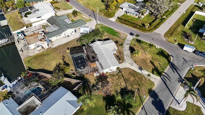 Exterior, Drone