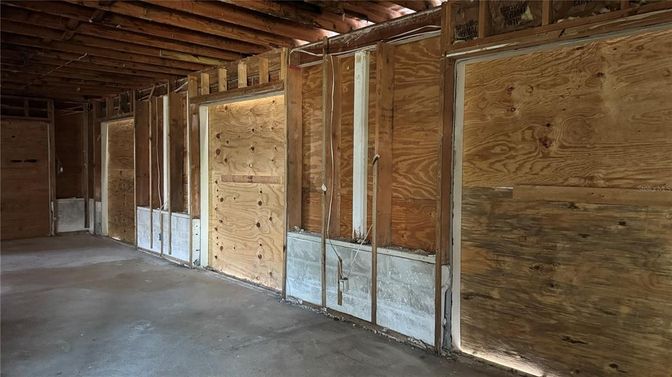 Interior, Wooden Beams, Wooden Walls
