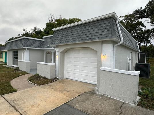 Attached, Exterior, Facade, None