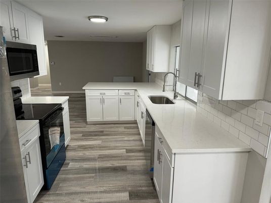 Interior, Kitchen, Recessed Lighting, Wood Texture Flooring