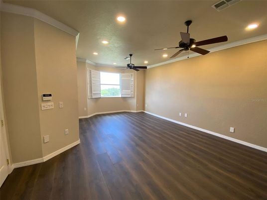 Empty room, Interior, Recessed Lighting, Wood Texture Flooring