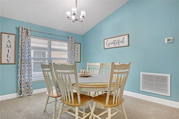 Chandelier, Dining room, Interior