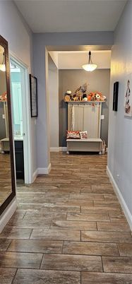 Interior, Pendant Lights, Wood Texture Flooring