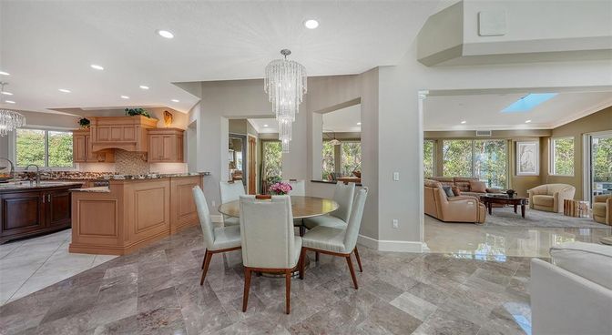 Chandelier, Dining room, Interior, Kitchen, Living room, Recessed Lighting