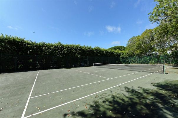 Exterior, Tennis Courts