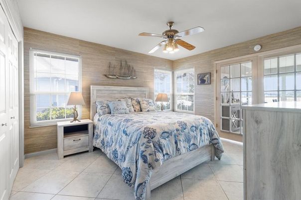 Bedroom, Interior, Wooden Walls