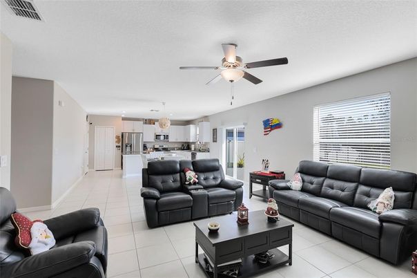 Interior, Kitchen, Living room, Pendant Lights, Stainless Steel Appliances