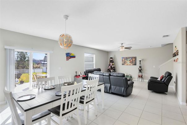Dining room, Interior, Living room, Pendant Lights