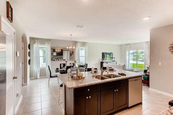 Chandelier, Dining room, Interior, Kitchen, Recessed Lighting, Stainless Steel Appliances