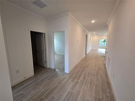 Empty room, Interior, Recessed Lighting, Wood Texture Flooring