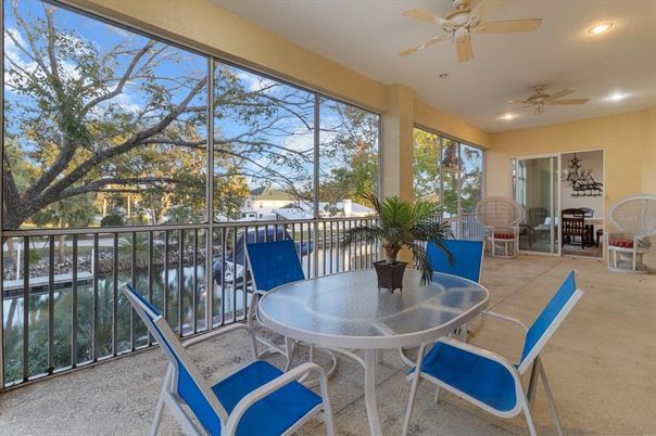 Dining room, Interior, Recessed Lighting, Sun Room