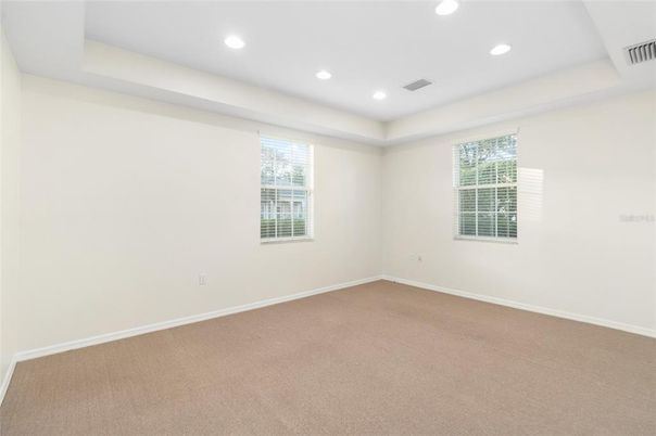 Empty room, Interior, Recessed Lighting
