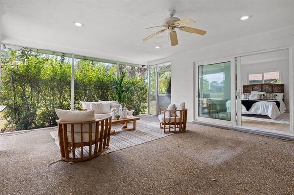 Bedroom, Interior, Recessed Lighting, Sun Room