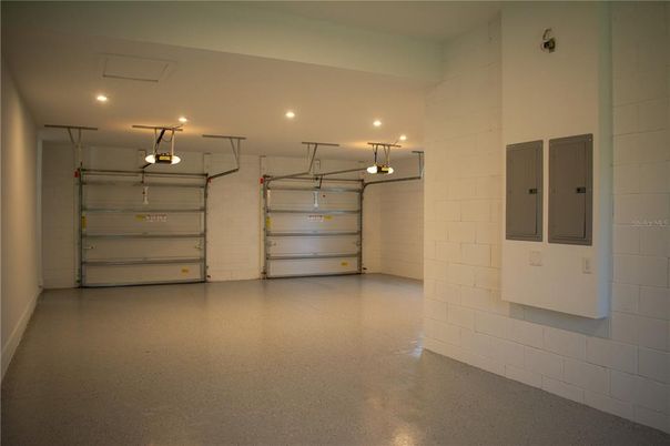 Garage, Interior, Recessed Lighting