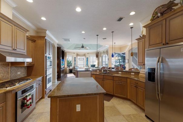 Interior, Kitchen, Pendant Lights, Recessed Lighting, Stainless Steel Appliances