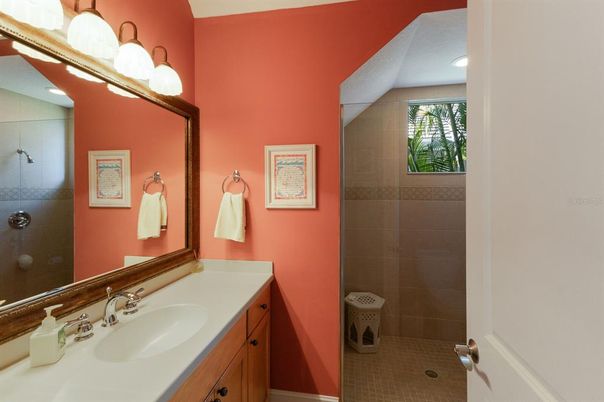 Bathroom, Interior, Recessed Lighting
