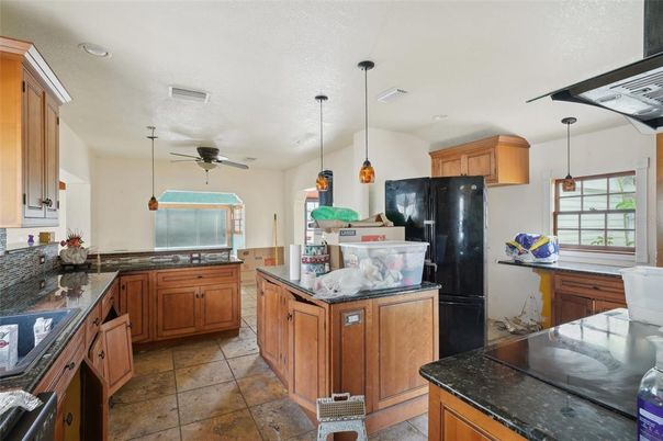Interior, Kitchen, Pendant Lights, Recessed Lighting