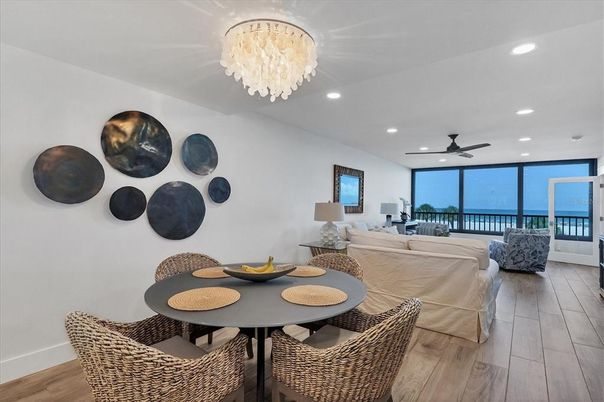 Chandelier, Dining room, Interior, Living room, Recessed Lighting, Wood Texture Flooring
