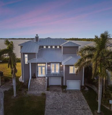 Attached, Exterior, Facade, Water, Farmhouse