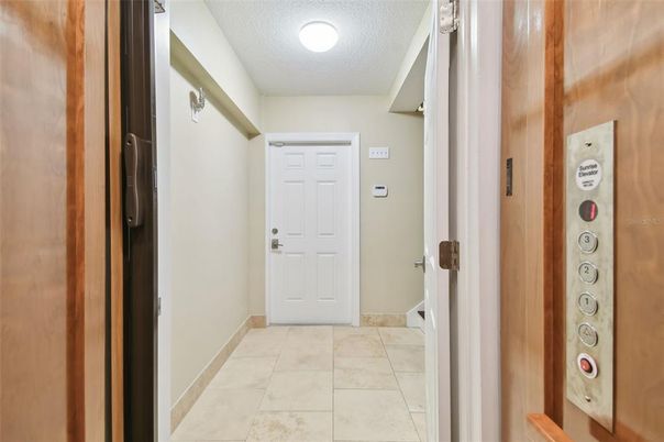 Elevator, Interior