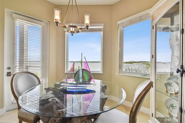 Chandelier, Dining room, Interior, Pendant Lights, Water