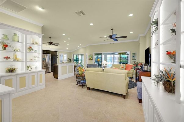 Interior, Kitchen, Living room, Recessed Lighting, Stainless Steel Appliances
