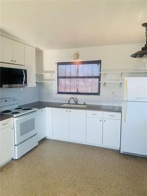 Interior, Kitchen, Tile Countertops