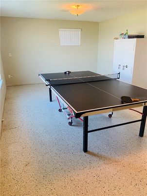 Game Room, Interior
