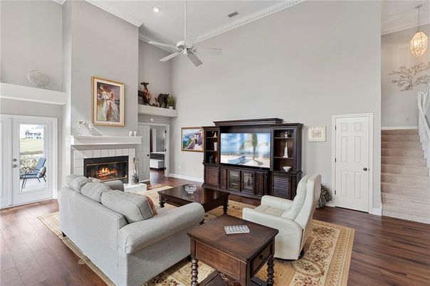 Fireplace, Interior, Living room, Pendant Lights, Recessed Lighting, Wood Texture Flooring